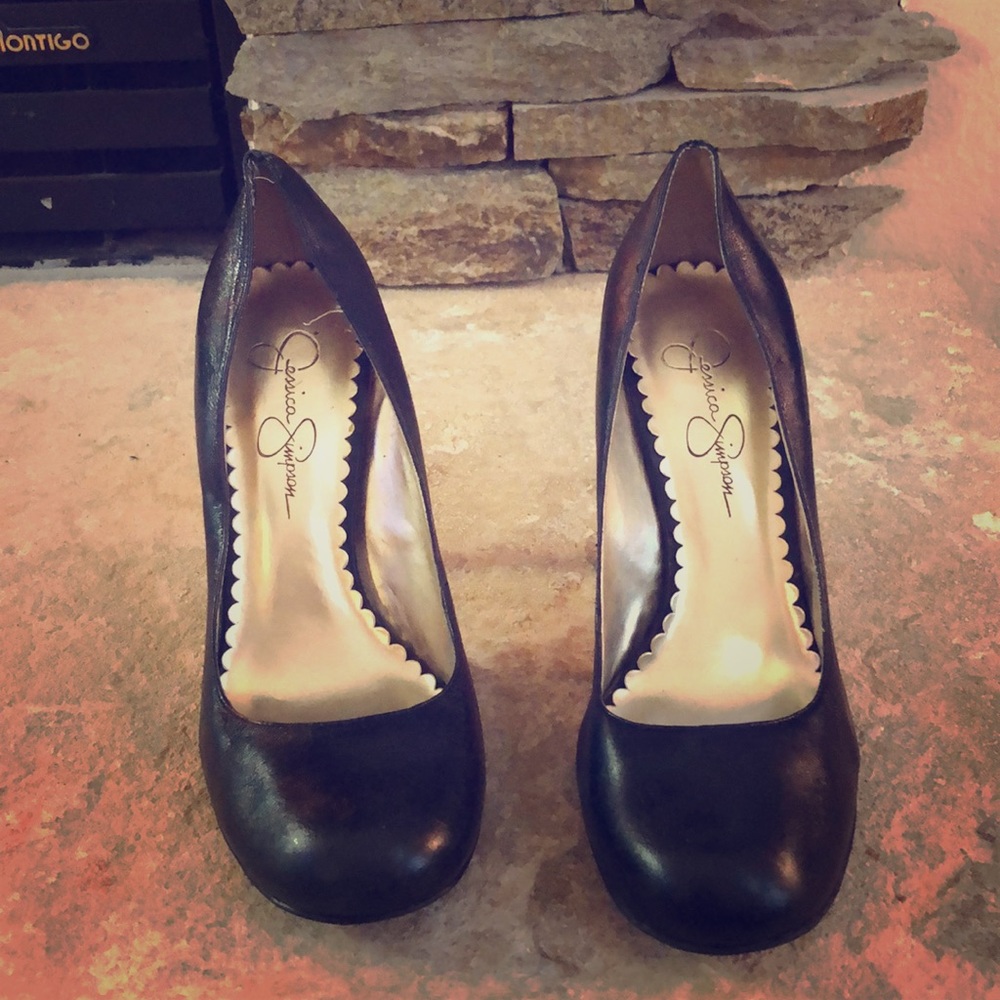 Jessica Simpson heels